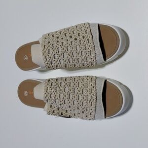 BERNIE MEV New York Women's Cream Crochet Wedge Slip-On Sandals Size 40